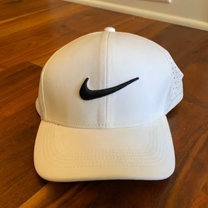 Nike golf hat